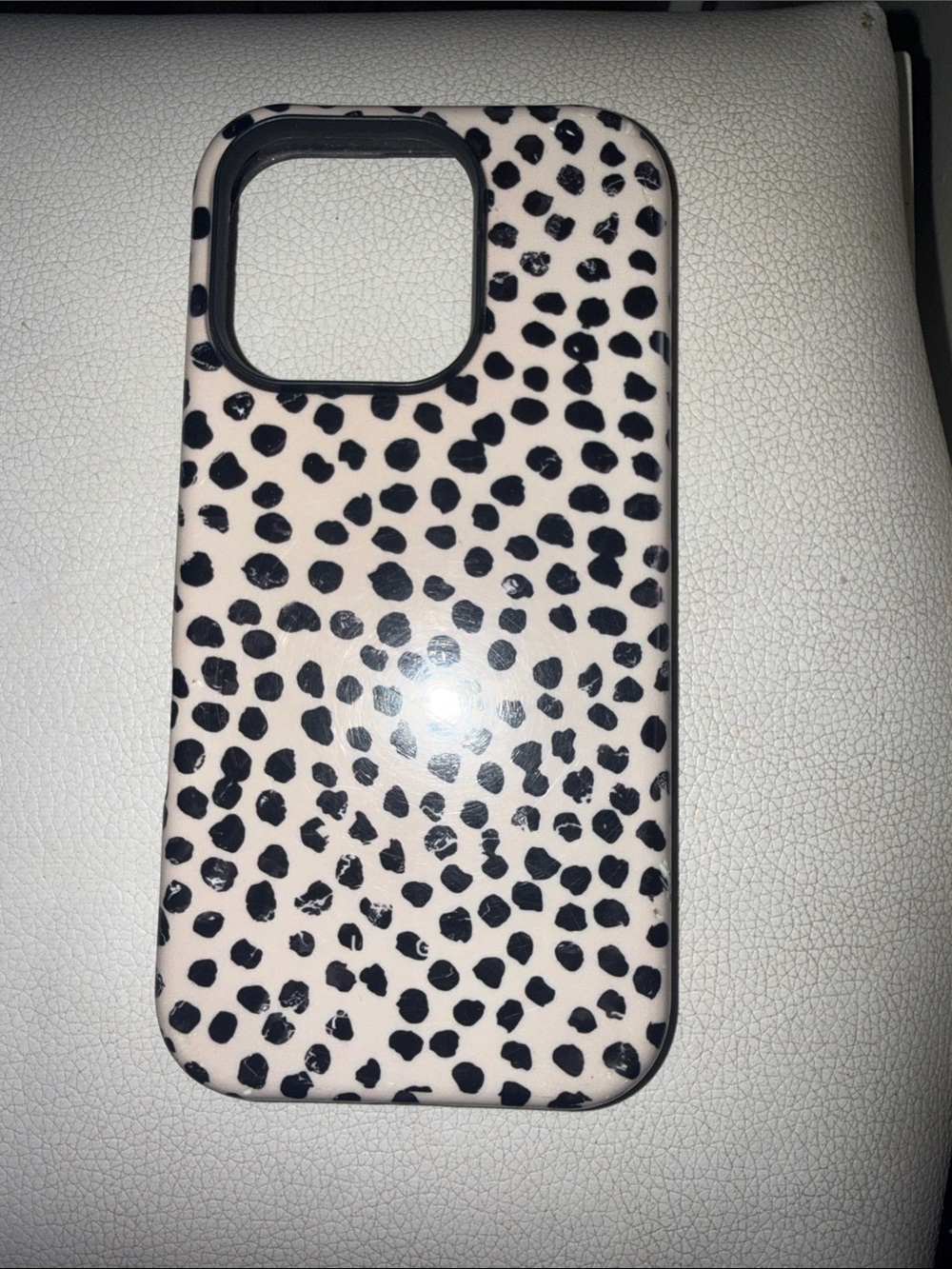 Amazon Essentials Pink and Black Leopard Spot  Iphone 16 pro